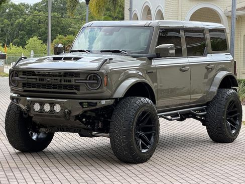 Used 2025 Ford Bronco Outer Banks image 55