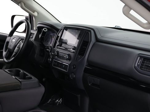 Used 2022 Nissan Titan SV RWD image 42