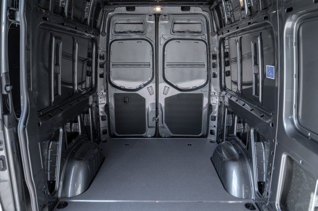 Used 2025 Mercedes-Benz Sprinter 2500 image 14