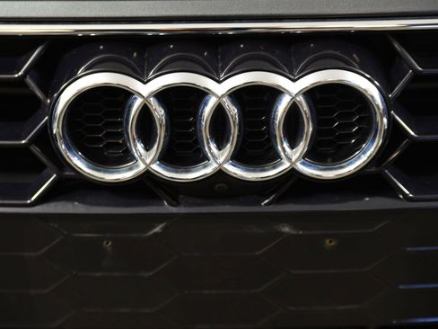 Certified 2023 Audi A4 2.0T Premium Plus w/ Premium Plus Package image 17