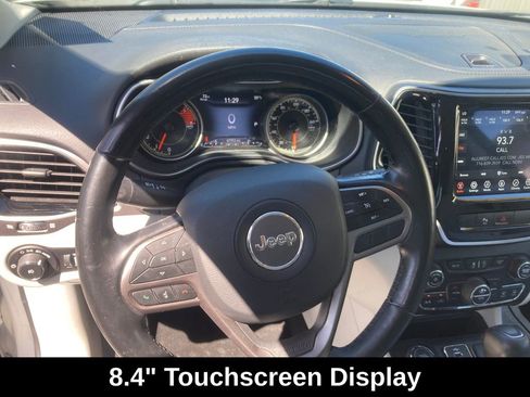 Used 2020 Jeep Cherokee Limited AWD/4WD image 18