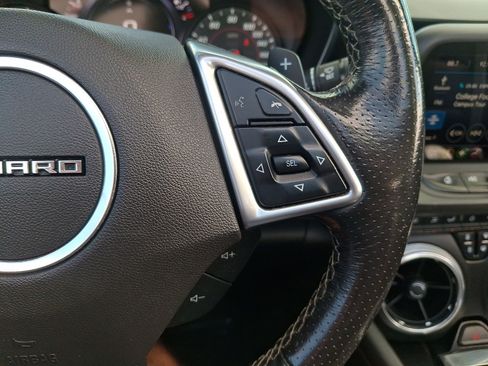 Used 2020 Chevrolet Camaro SS RWD image 21