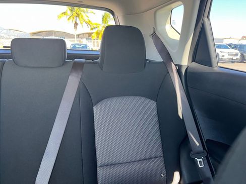 Used 2025 Kia Soul LX w/ LX Technology Package FWD image 36