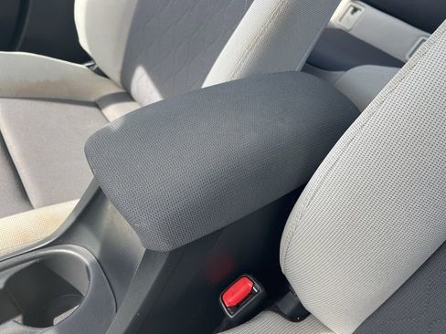 Used 2024 Toyota Corolla LE image 14