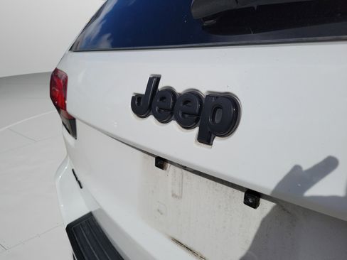 Certified 2021 Jeep Grand Cherokee Freedom Edition AWD/4WD image 30