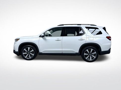 Used 2024 Honda Pilot Touring image 13