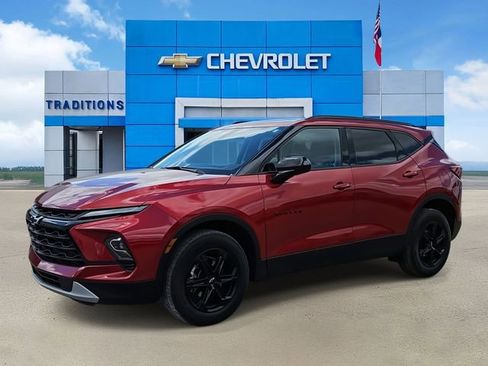 Certified 2023 Chevrolet Blazer LT w/ Midnight/Sport Edition FWD image 5