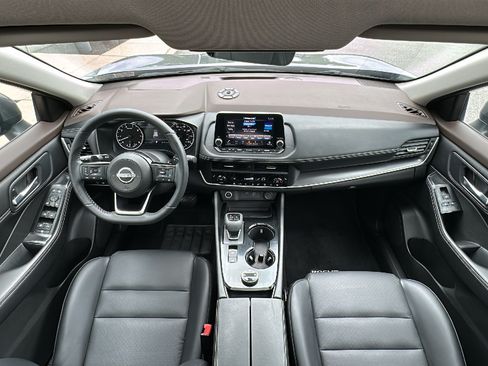 Certified 2023 Nissan Rogue SV w/ SV Premium B Package AWD/4WD image 26