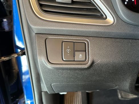 Used 2019 Hyundai Accent SE FWD image 18