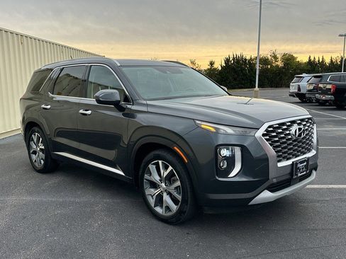Used 2020 Hyundai Palisade SEL image 3