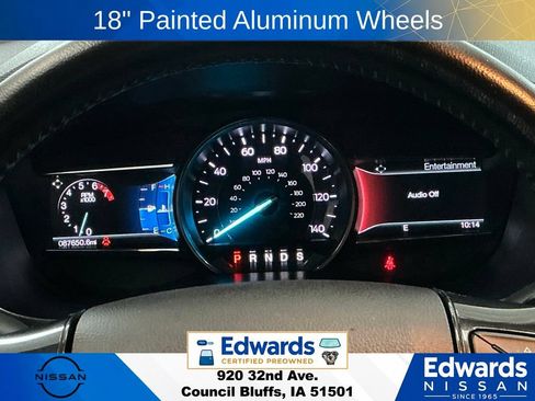 Used 2017 Ford Explorer XLT w/ Equipment Group 201A FWD image 22