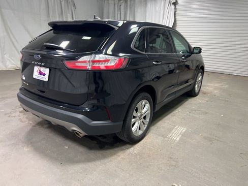 Used 2021 Ford Edge Titanium w/ Cargo Accessory Package FWD image 7