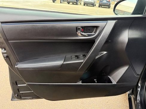 Used 2017 Toyota Corolla SE w/ Carpet Mat Package (TMS) image 19