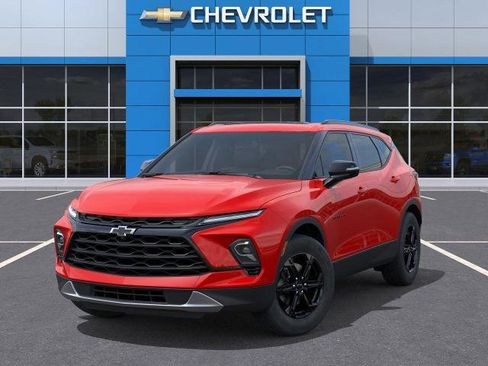 New 2025 Chevrolet Blazer LT w/ Midnight/Sport Edition image 30