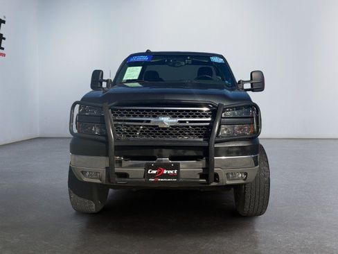 Used 2005 Chevrolet Silverado 2500 LS AWD/4WD image 9