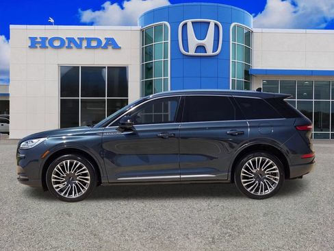 Used 2022 Lincoln Corsair Reserve w/ Equipment Group 201A AWD/4WD image 6