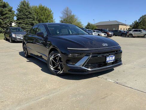 New 2026 Hyundai Sonata SEL image 2