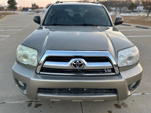 Used 2006 Toyota 4Runner SR5 image 3