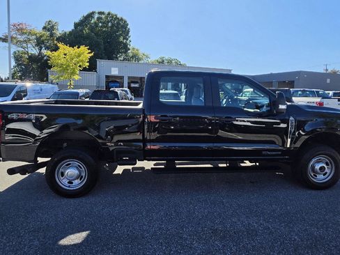 Used 2026 Ford F250 XL AWD/4WD image 2
