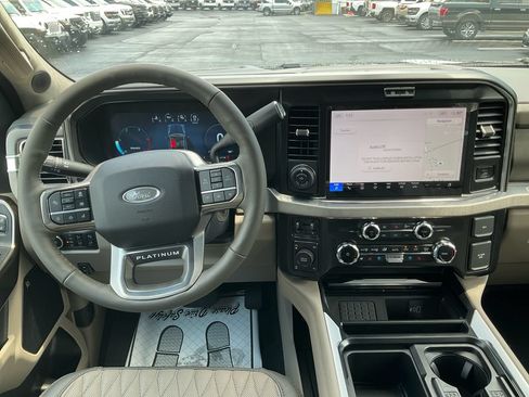 New 2026 Ford F250 Platinum w/ Platinum Plus Package AWD/4WD image 20