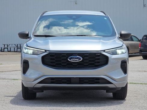 Used 2023 Ford Escape ST-Line w/ Tech Pack #1 AWD/4WD image 2