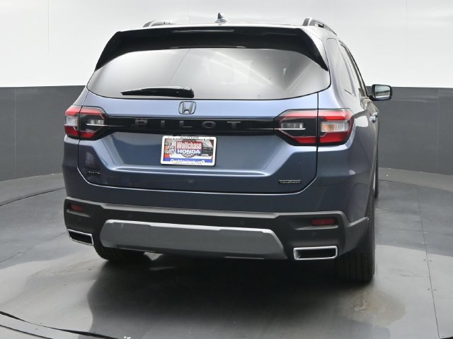 New 2026 Honda Pilot Touring image 5