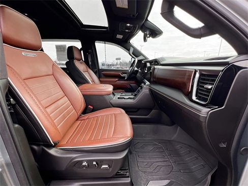 Used 2024 GMC Sierra 2500 Denali Ultimate w/ Max Trailering Package image 43