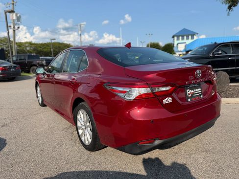 Used 2019 Toyota Camry LE FWD image 10