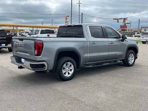 New 2025 GMC Sierra 1500 SLE image 4