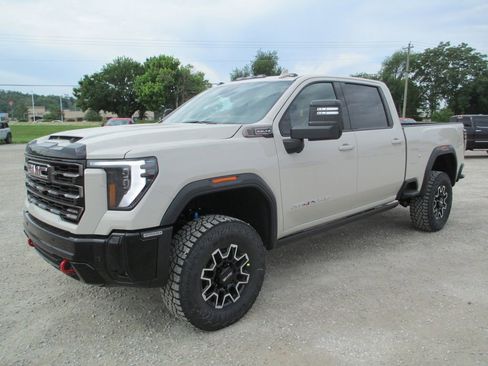 New 2026 GMC Sierra 2500 AT4X AWD/4WD image 11