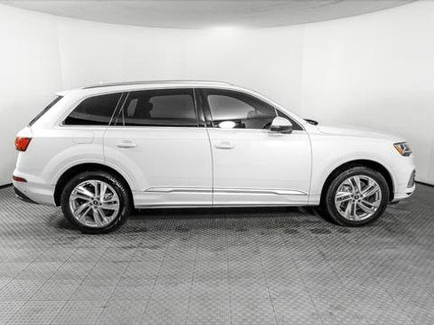 Used 2021 Audi Q7 2.0T Premium w/ Convenience Package image 9