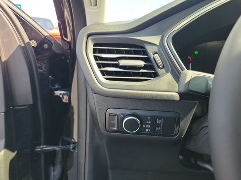 Certified 2023 Ford Escape Active AWD/4WD image 22