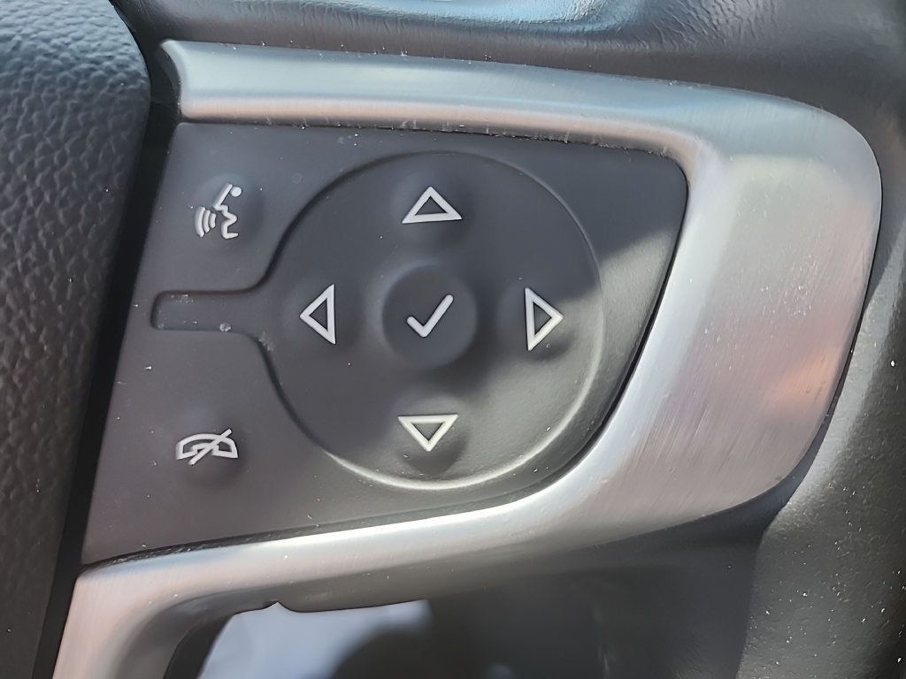 Used 2020 GMC Terrain SLE w/ Driver Convenience Package FWD image 15