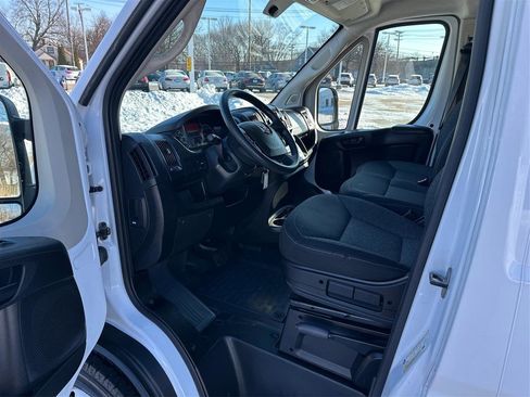 Used 2019 RAM ProMaster 2500 image 9