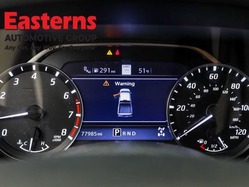 Used 2020 Nissan Titan SV w/ SV Convenience Package image 19