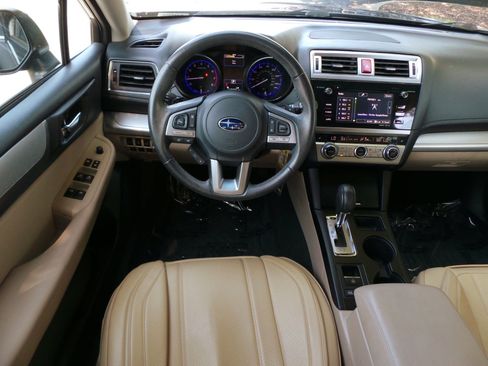 Used 2017 Subaru Outback 2.5i Premium AWD/4WD image 15