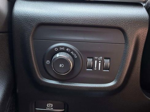 New 2025 Jeep Grand Cherokee L Overland w/ Luxury Tech Group IV image 20