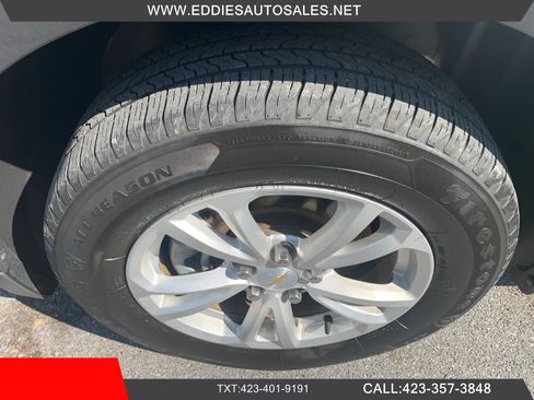 Used 2017 Chevrolet Equinox LS AWD/4WD image 30
