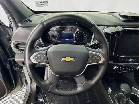 Used 2023 Chevrolet Traverse LT FWD image 12