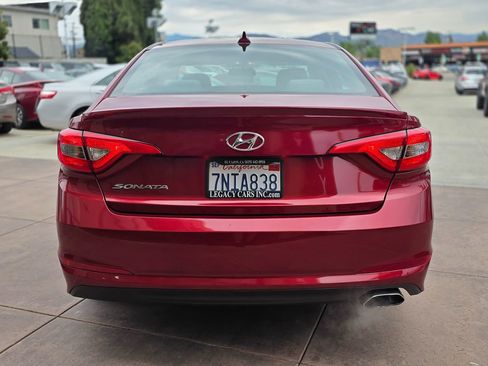 Used 2015 Hyundai Sonata SE image 11