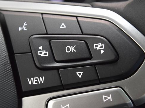 New 2026 Volkswagen Jetta SE image 12