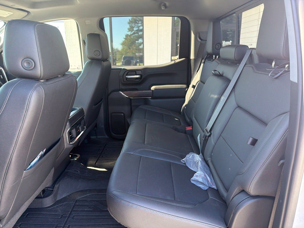 Used 2022 GMC Sierra 1500 SLT w/ SLT Premium Package AWD/4WD image 6