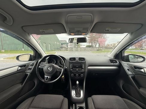 Used 2014 Volkswagen Golf TDI image 14