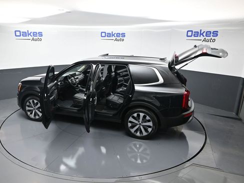 Certified 2022 Kia Telluride S image 62