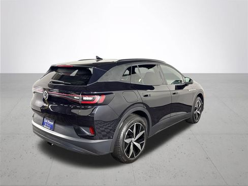 Certified 2023 Volkswagen ID.4 Pro S AWD/4WD image 8