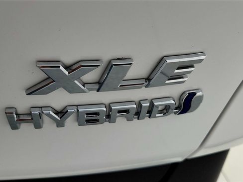 Certified 2024 Toyota RAV4 XLE image 14