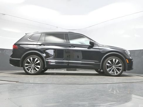 Used 2020 Volkswagen Tiguan SEL Premium R-Line w/ 3rd Row Seat Package AWD/4WD image 40