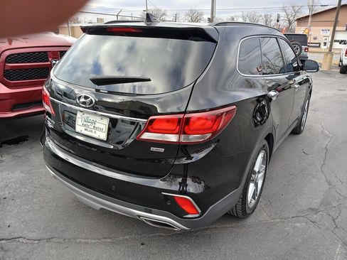 Used 2018 Hyundai Santa Fe FWD image 3