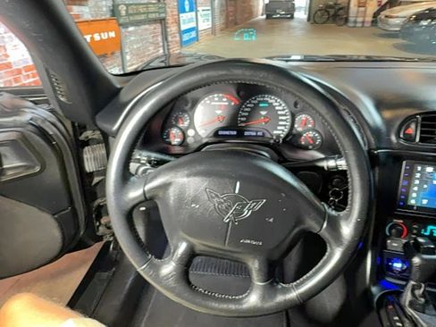 Used 1998 Chevrolet Corvette Convertible w/ Memory Pkg RWD image 50