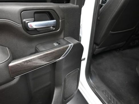 Used 2023 Chevrolet Silverado 2500 LTZ AWD/4WD image 12